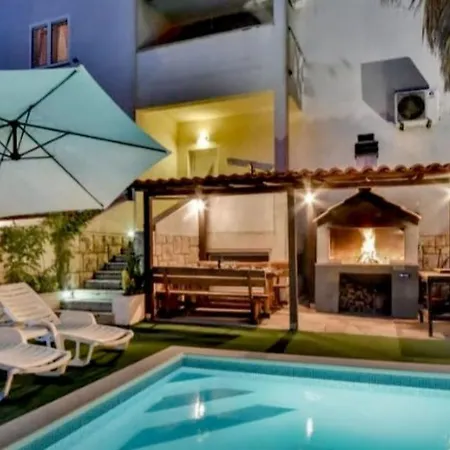 Feriehus House With A Swimming Pool - 22234 Split