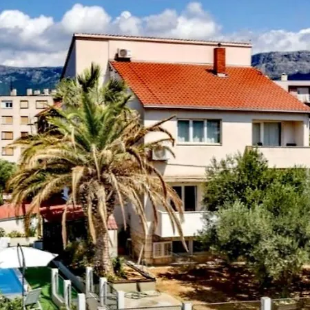 House With A Swimming Pool - 22234 * Split